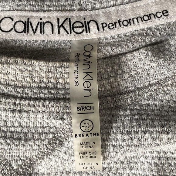 CK Fleece Workout Shirt - Picture 4 of 4